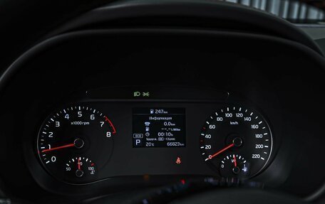 KIA Soul III, 2021 год, 2 200 000 рублей, 24 фотография