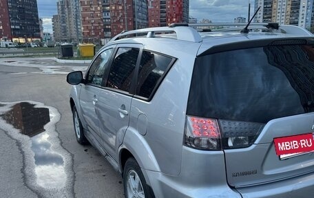 Mitsubishi Outlander III рестайлинг 3, 2010 год, 1 350 000 рублей, 3 фотография