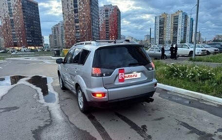 Mitsubishi Outlander III рестайлинг 3, 2010 год, 1 350 000 рублей, 9 фотография