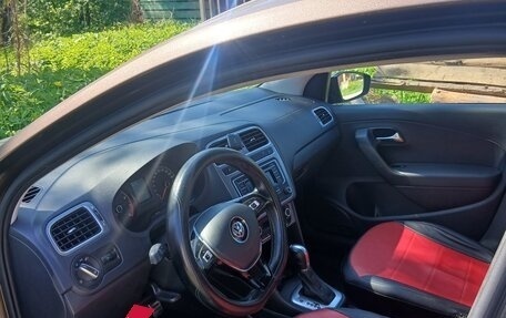 Volkswagen Polo VI (EU Market), 2017 год, 950 000 рублей, 5 фотография