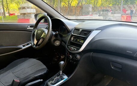 Hyundai Solaris II рестайлинг, 2013 год, 449 000 рублей, 6 фотография