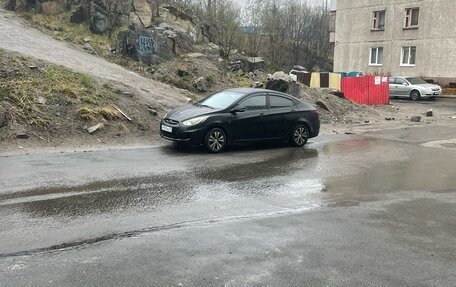 Hyundai Solaris II рестайлинг, 2011 год, 380 000 рублей, 4 фотография