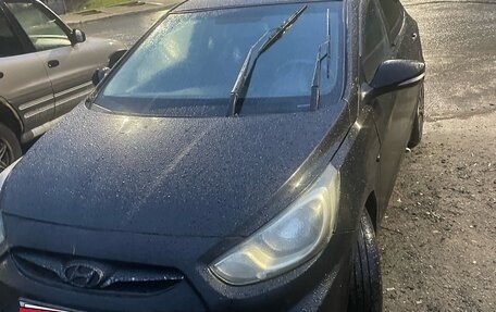 Hyundai Solaris II рестайлинг, 2011 год, 380 000 рублей, 8 фотография