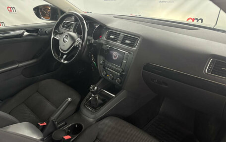 Volkswagen Jetta VI, 2016 год, 999 000 рублей, 12 фотография