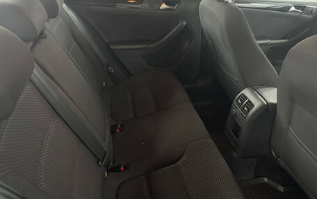 Volkswagen Jetta VI, 2016 год, 999 000 рублей, 20 фотография