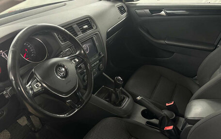 Volkswagen Jetta VI, 2016 год, 999 000 рублей, 10 фотография