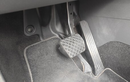 Volkswagen Touran III, 2013 год, 900 000 рублей, 29 фотография