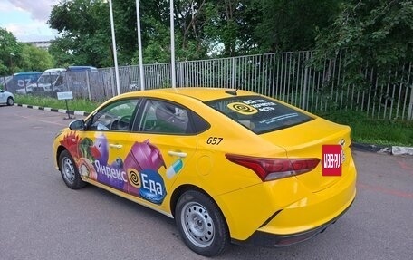 Hyundai Solaris II рестайлинг, 2021 год, 850 000 рублей, 5 фотография