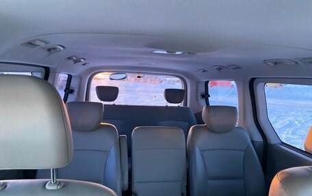 Hyundai Grand Starex Grand Starex I рестайлинг 2, 2019 год, 3 655 000 рублей, 7 фотография