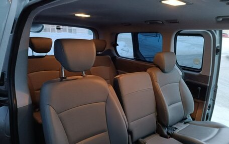 Hyundai Grand Starex Grand Starex I рестайлинг 2, 2019 год, 3 655 000 рублей, 9 фотография