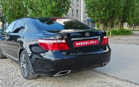 Lexus LS IV, 2006 год, 1 000 000 рублей, 3 фотография