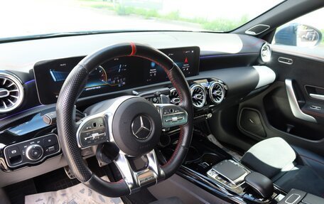 Mercedes-Benz CLA AMG, 2019 год, 4 500 000 рублей, 10 фотография