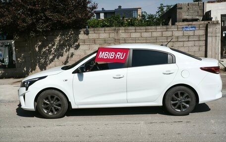 KIA Rio IV, 2020 год, 1 700 000 рублей, 3 фотография