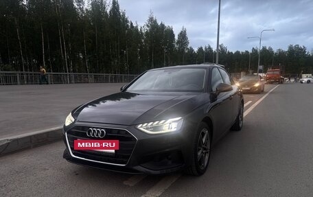 Audi A4, 2021 год, 3 950 000 рублей, 5 фотография