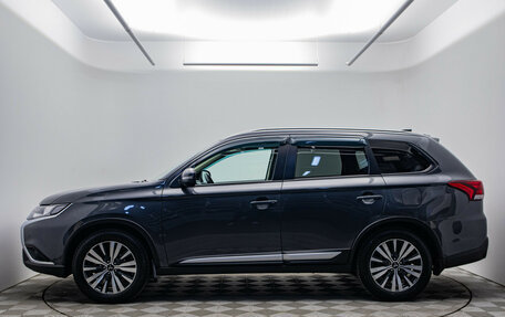 Mitsubishi Outlander III рестайлинг 3, 2021 год, 2 345 000 рублей, 2 фотография