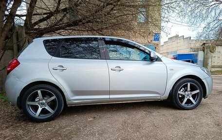 KIA cee'd I рестайлинг, 2009 год, 650 000 рублей, 3 фотография