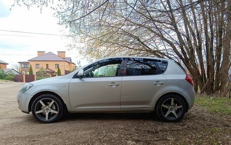 KIA cee'd I рестайлинг, 2009 год, 650 000 рублей, 6 фотография