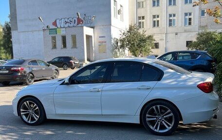BMW 3 серия, 2013 год, 1 900 000 рублей, 3 фотография