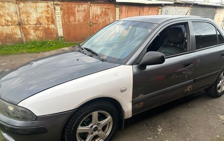 Mitsubishi Carisma I, 2002 год, 170 000 рублей, 3 фотография