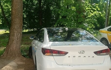 Hyundai Sonata VII, 2019 год, 950 000 рублей, 4 фотография