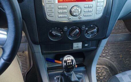 Ford Focus II рестайлинг, 2008 год, 550 000 рублей, 3 фотография
