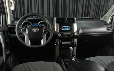 Toyota Land Cruiser Prado 150 рестайлинг 2, 2010 год, 2 749 000 рублей, 6 фотография