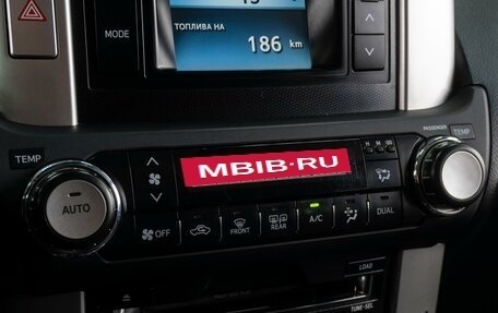 Toyota Land Cruiser Prado 150 рестайлинг 2, 2010 год, 2 749 000 рублей, 12 фотография