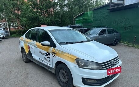 Volkswagen Polo VI (EU Market), 2016 год, 405 000 рублей, 4 фотография