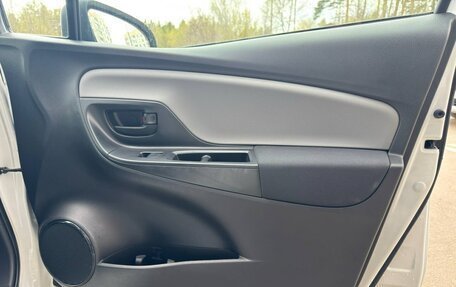 Toyota Yaris III рестайлинг, 2018 год, 1 690 000 рублей, 21 фотография