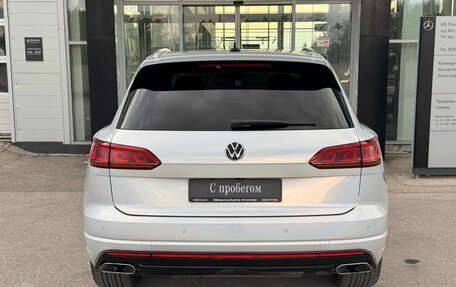 Volkswagen Touareg III, 2019 год, 4 500 000 рублей, 5 фотография