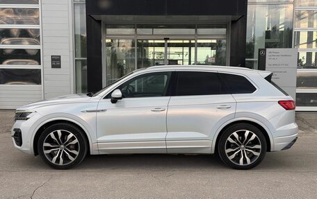 Volkswagen Touareg III, 2019 год, 4 500 000 рублей, 6 фотография
