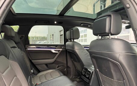Volkswagen Touareg III, 2019 год, 4 500 000 рублей, 35 фотография