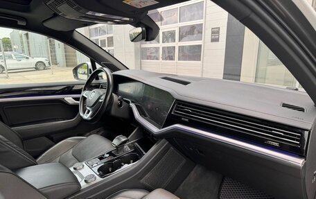 Volkswagen Touareg III, 2019 год, 4 500 000 рублей, 37 фотография