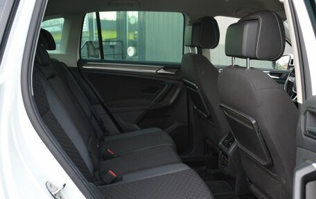 Volkswagen Tiguan II, 2019 год, 2 099 888 рублей, 22 фотография