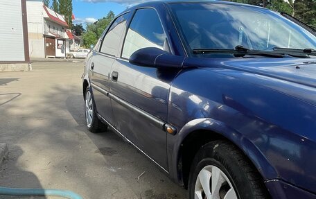 Opel Vectra B рестайлинг, 1996 год, 110 000 рублей, 2 фотография