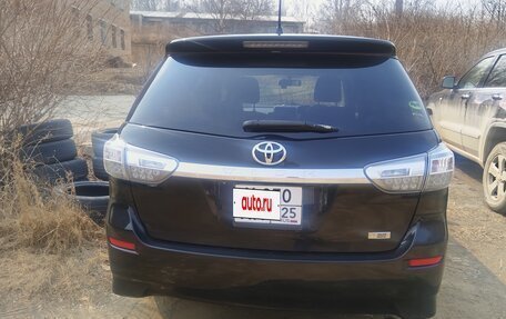 Toyota Wish II, 2013 год, 1 350 000 рублей, 2 фотография