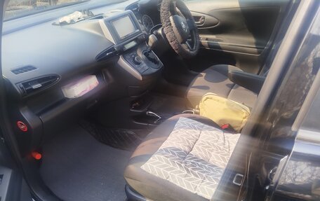 Toyota Wish II, 2013 год, 1 350 000 рублей, 5 фотография