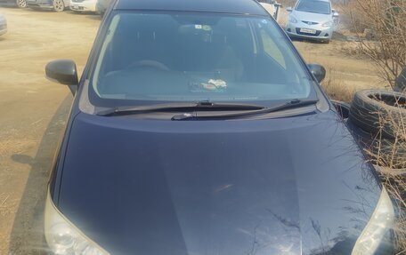 Toyota Wish II, 2013 год, 1 350 000 рублей, 17 фотография