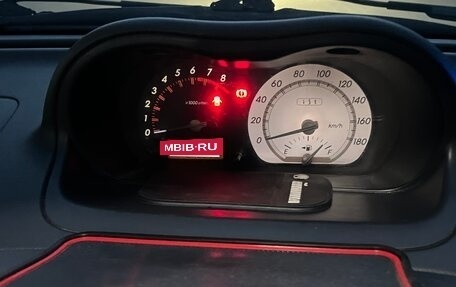 Toyota Ist II, 2002 год, 390 000 рублей, 10 фотография