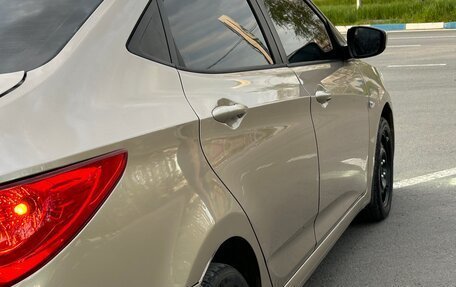 Hyundai Solaris II рестайлинг, 2011 год, 620 000 рублей, 13 фотография
