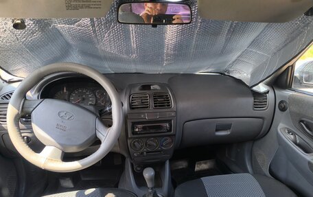 Hyundai Accent II, 2005 год, 340 000 рублей, 9 фотография