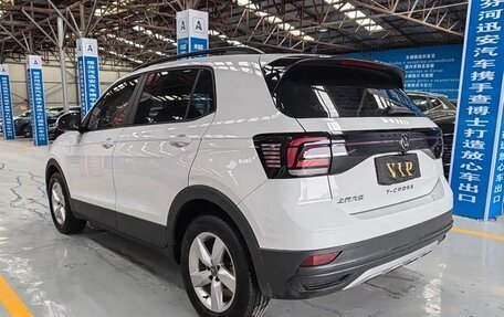 Volkswagen T-Cross I, 2023 год, 1 480 000 рублей, 3 фотография