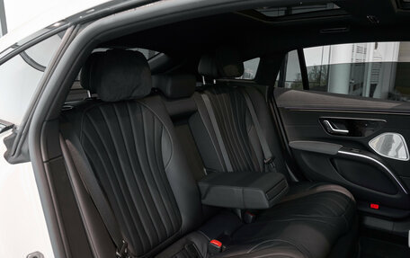 Mercedes-Benz EQS, 2022 год, 9 500 000 рублей, 14 фотография
