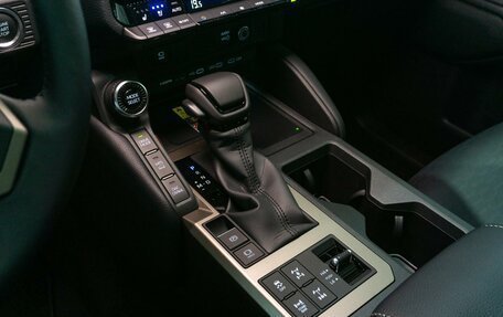 Toyota Land Cruiser Prado, 2025 год, 11 899 000 рублей, 21 фотография