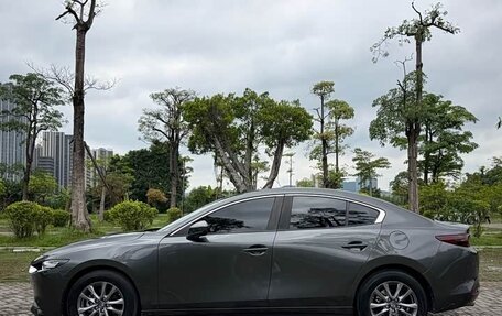 Mazda 3, 2022 год, 1 700 000 рублей, 16 фотография