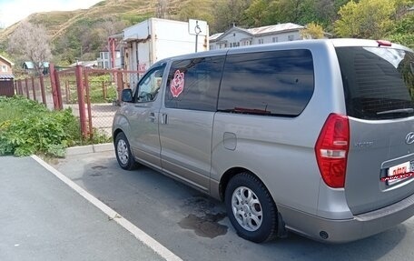 Hyundai H-1 II рестайлинг, 2011 год, 1 800 000 рублей, 9 фотография