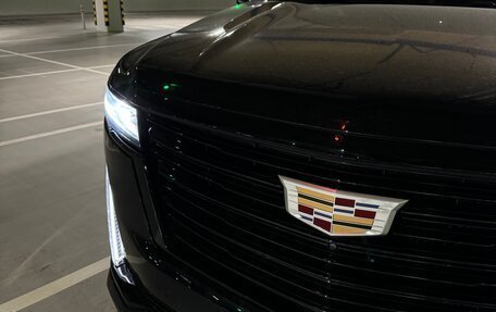 Cadillac Escalade V, 2021 год, 13 200 000 рублей, 19 фотография