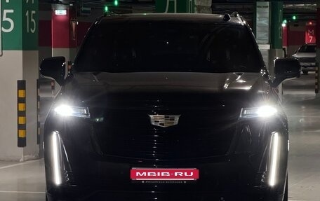 Cadillac Escalade V, 2021 год, 13 200 000 рублей, 20 фотография