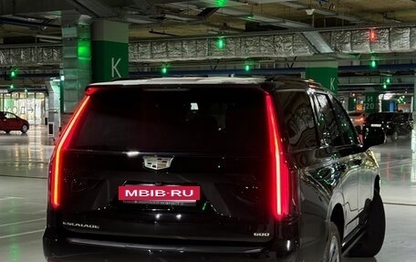 Cadillac Escalade V, 2021 год, 13 200 000 рублей, 21 фотография