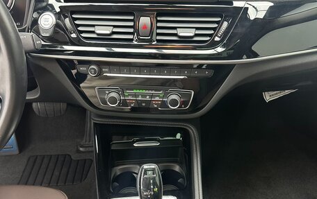 BMW 1 серия, 2022 год, 1 820 000 рублей, 12 фотография